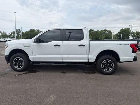 Used 2022 Ford F150 Lightning Pro AWD/4WD image 14