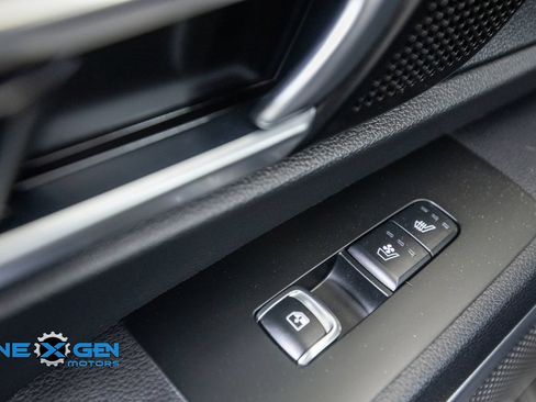 Used 2022 Kia Telluride SX w/ SX Prestige Package AWD/4WD image 29