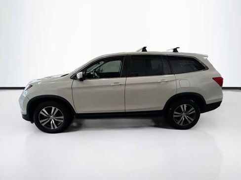 Used 2017 Honda Pilot EX image 9