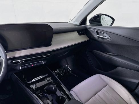 Certified 2026 Audi Q3 quattro 2.0T AWD/4WD image 23