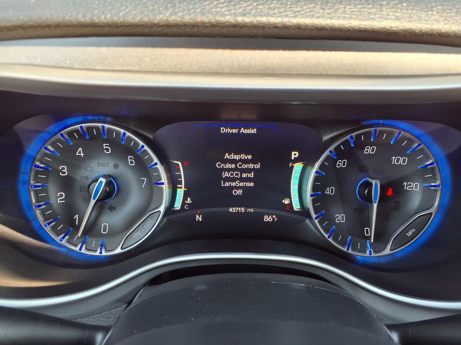 Certified 2023 Chrysler Pacifica Touring-L w/ S Appearance Package AWD/4WD image 13
