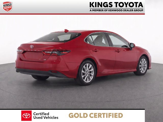 Used 2021 Toyota Camry LE FWD image 4
