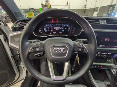 Used 2022 Audi Q3 2.0T Premium Plus AWD/4WD image 6