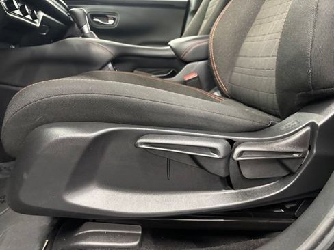 Used 2025 Honda HR-V Sport image 7