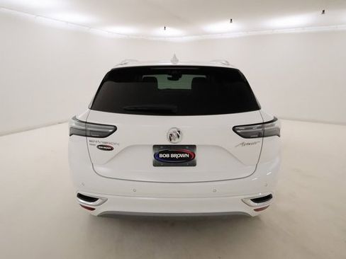 Used 2022 Buick Envision Avenir w/ Technology Package II image 4
