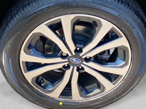 Used 2024 Subaru Forester Limited AWD/4WD image 31