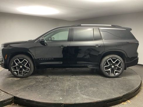 New 2026 Chevrolet Traverse High Country w/ LPO, Floor Liner Package image 4