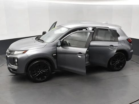 Used 2025 Mitsubishi Outlander Sport LE AWD/4WD image 7