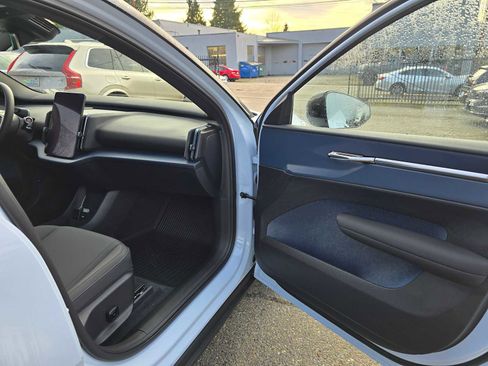 New 2026 Volvo EX30 Ultra w/ Protection Package AWD/4WD image 10
