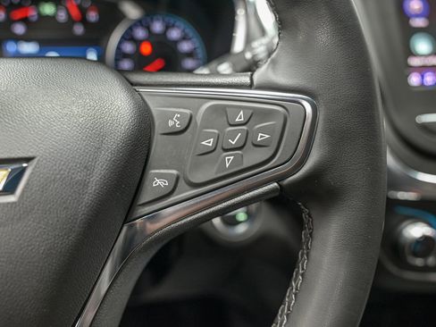 Used 2023 Chevrolet Equinox LT AWD/4WD image 20