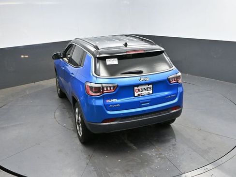 Used 2020 Jeep Compass Limited w/ Luxury Seat Group AWD/4WD image 43