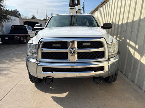 Used 2015 RAM 4500 Tradesman w/ Power & Remote Entry Group image 27
