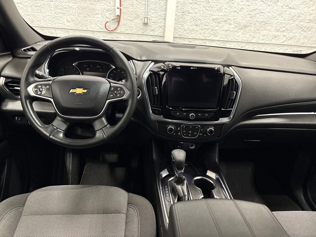 Used 2023 Chevrolet Traverse LT AWD/4WD image 12