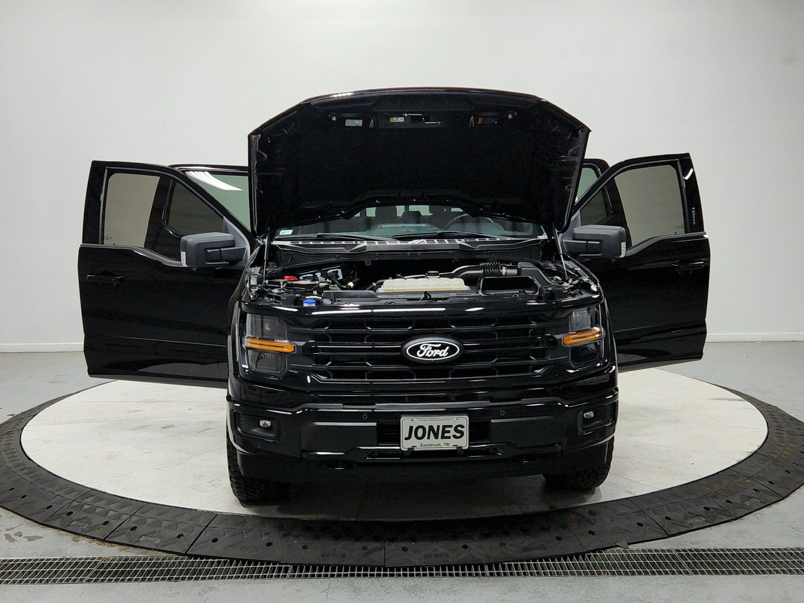 Used 2024 Ford F150 XLT w/ Equipment Group 302A MID AWD/4WD image 11