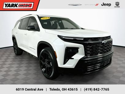 Used 2024 Chevrolet Traverse RS w/ LPO, Floor Liner Package