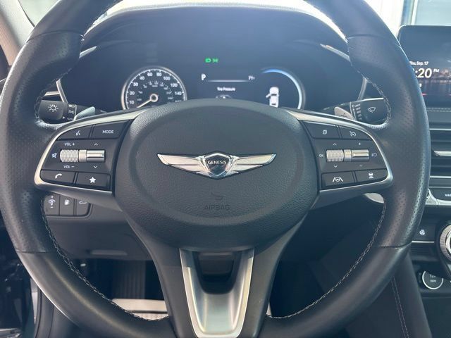 Used 2023 Genesis G70 2.0T AWD/4WD image 18