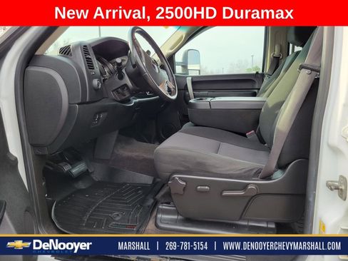 Used 2010 GMC Sierra 2500 SLE image 8