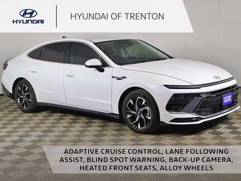 Certified 2024 Hyundai Sonata SEL AWD/4WD image 1