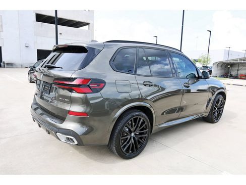 Used 2025 BMW X5 sDrive40i w/ M Sport Package RWD image 8