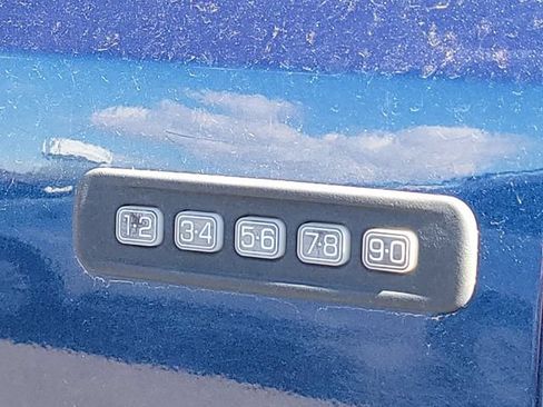 Used 2015 Ford F250 Lariat w/ Lariat Interior Package AWD/4WD image 15
