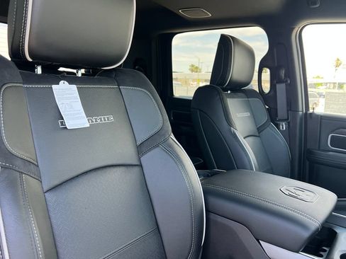 New 2026 RAM 2500 Laramie w/ Sport Appearance Package AWD/4WD image 15