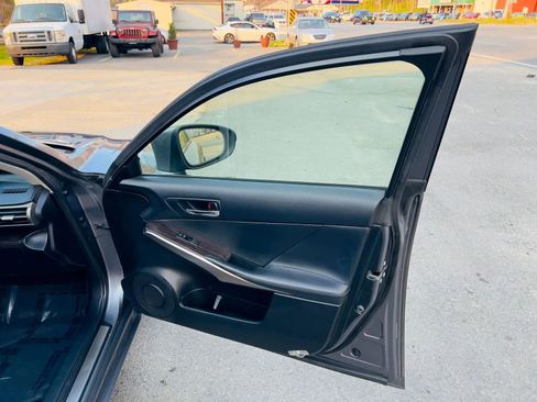 Used 2014 Lexus IS 350 AWD w/ Luxury Package w/Gray Wood image 11