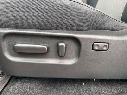 Used 2023 Toyota Tacoma TRD Sport w/ Advanced Technology Package image 13