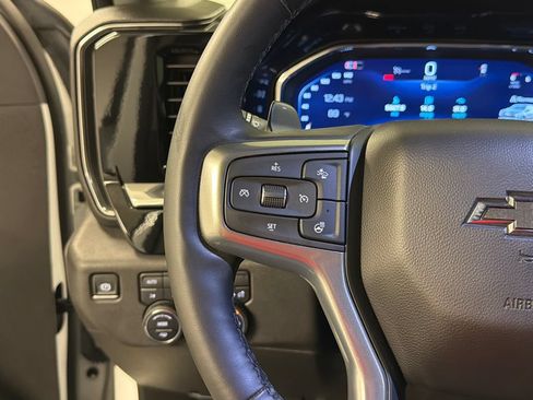 Used 2025 Chevrolet Silverado 1500 RST w/ Z71 Off-Road Package AWD/4WD image 32