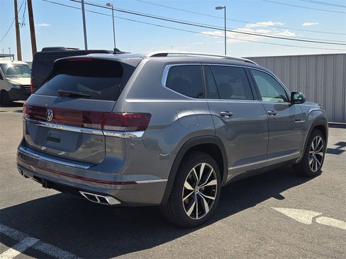 New 2025 Volkswagen Atlas SEL Premium R-Line image 11