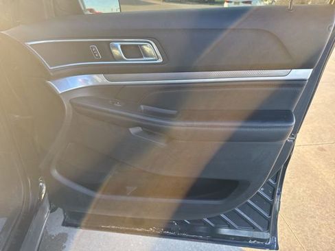 Used 2016 Ford Explorer Sport w/ Equipment Group 401A AWD/4WD image 12