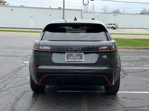 Used 2022 Land Rover Range Rover Velar R-Dynamic S image 10