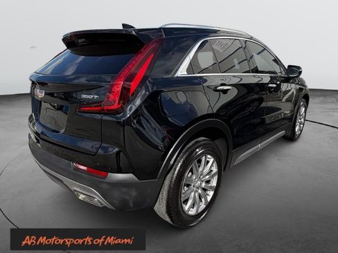 Used 2023 Cadillac XT4 Premium Luxury FWD image 4
