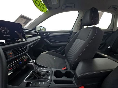 Used 2025 Volkswagen Jetta S FWD image 11