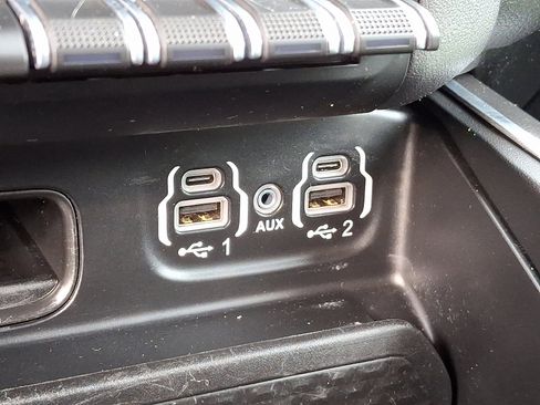 Certified 2022 RAM 1500 Big Horn image 23