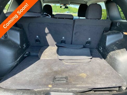 Used 2020 Jeep Cherokee Latitude FWD image 29