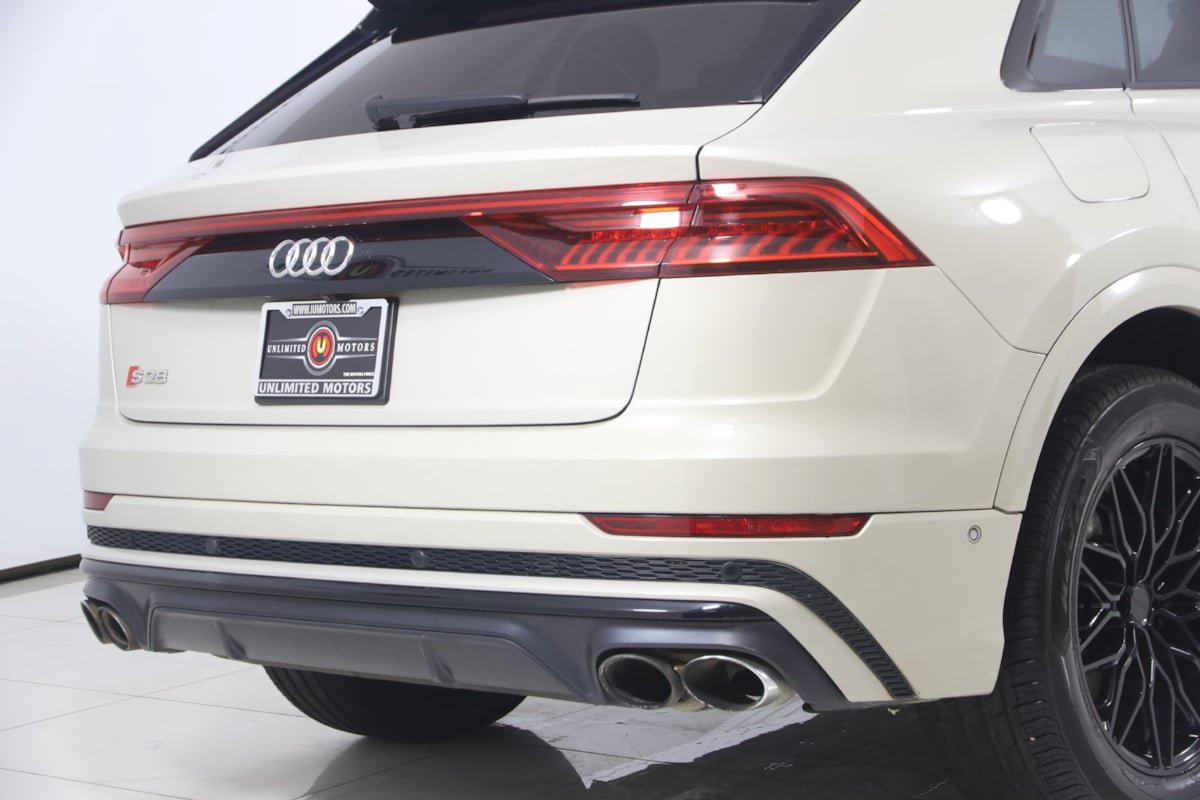 Used 2021 Audi SQ8 Prestige AWD/4WD image 41