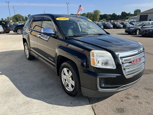 Used 2016 GMC Terrain SLE FWD image 3