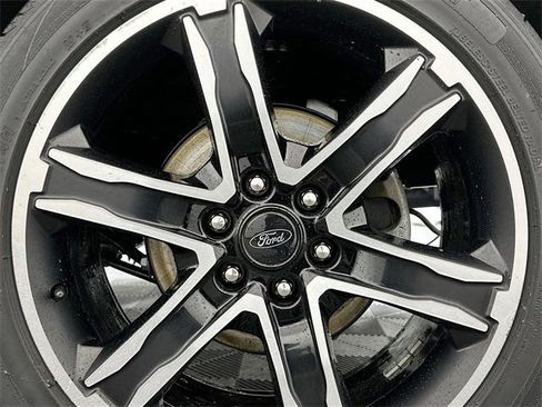 Used 2019 Ford Expedition Limited w/ Equipment Group 303A image 35