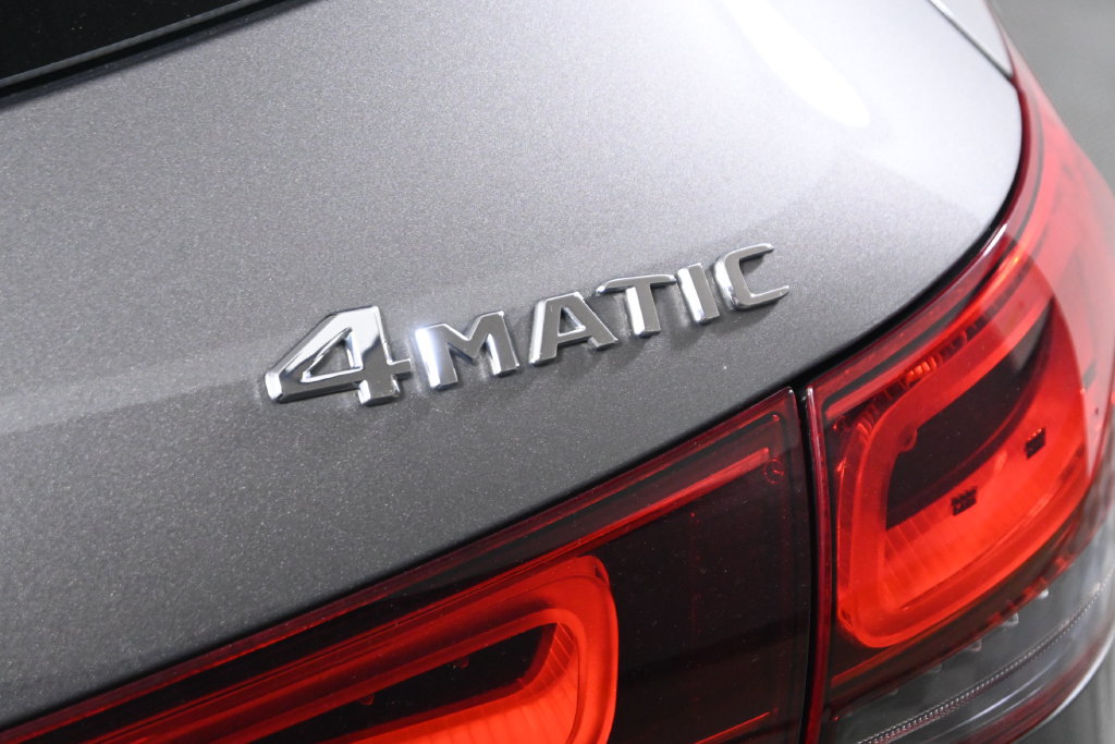 Used 2023 Mercedes-Benz GLA 250 4MATIC image 39