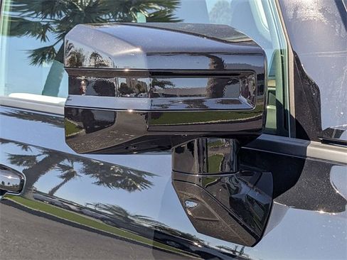 New 2024 GMC Hummer EV 2X w/ Extreme Off-Road Package image 12