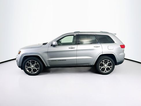 Used 2018 Jeep Grand Cherokee Limited image 4