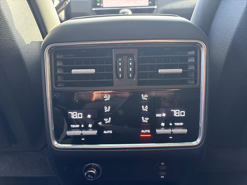 Certified 2022 Porsche Cayenne image 20