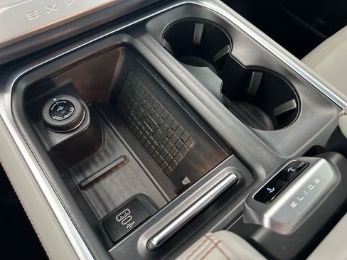 Certified 2025 Ford Expedition Max Active image 45