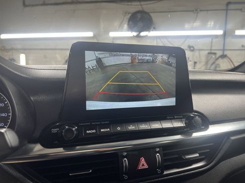 Used 2021 Kia Forte GT-Line image 14