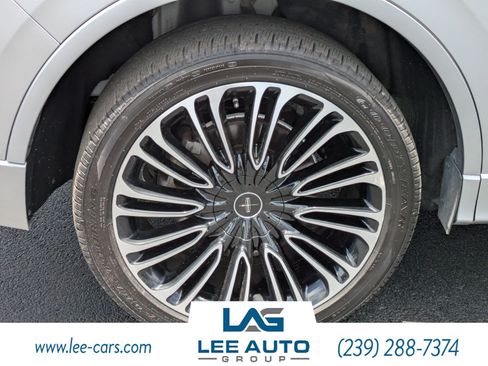 Used 2020 Lincoln Aviator Black Label w/ Dynamic Handling Package AWD/4WD image 9
