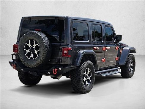 Used 2021 Jeep Wrangler Unlimited Rubicon AWD/4WD image 5