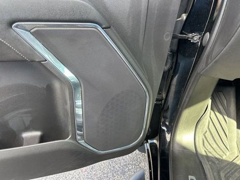 Used 2024 Chevrolet Silverado 1500 LT Trail Boss image 14