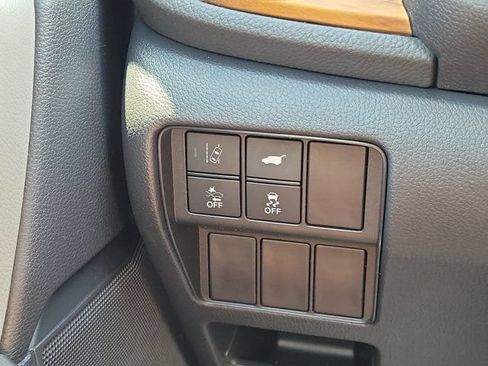 Used 2018 Honda CR-V Touring image 20