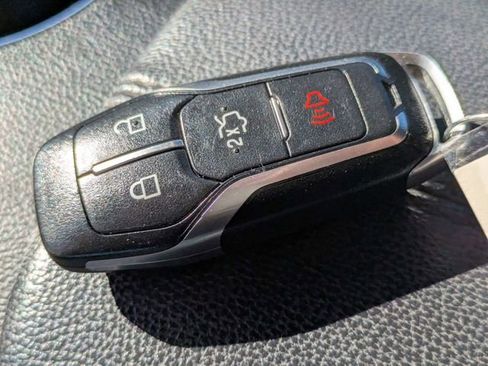 Used 2017 Ford Mustang GT w/ GT Performance Package RWD image 28