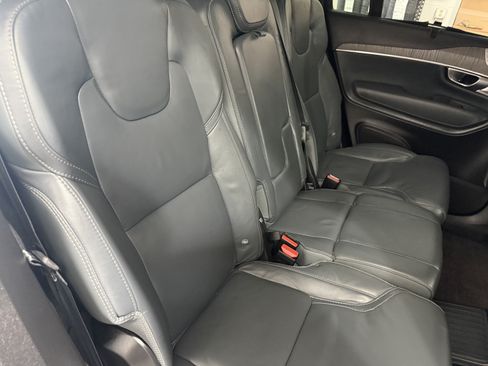 Used 2023 Volvo XC90 T8 Ultimate w/ Lounge Package AWD/4WD image 25